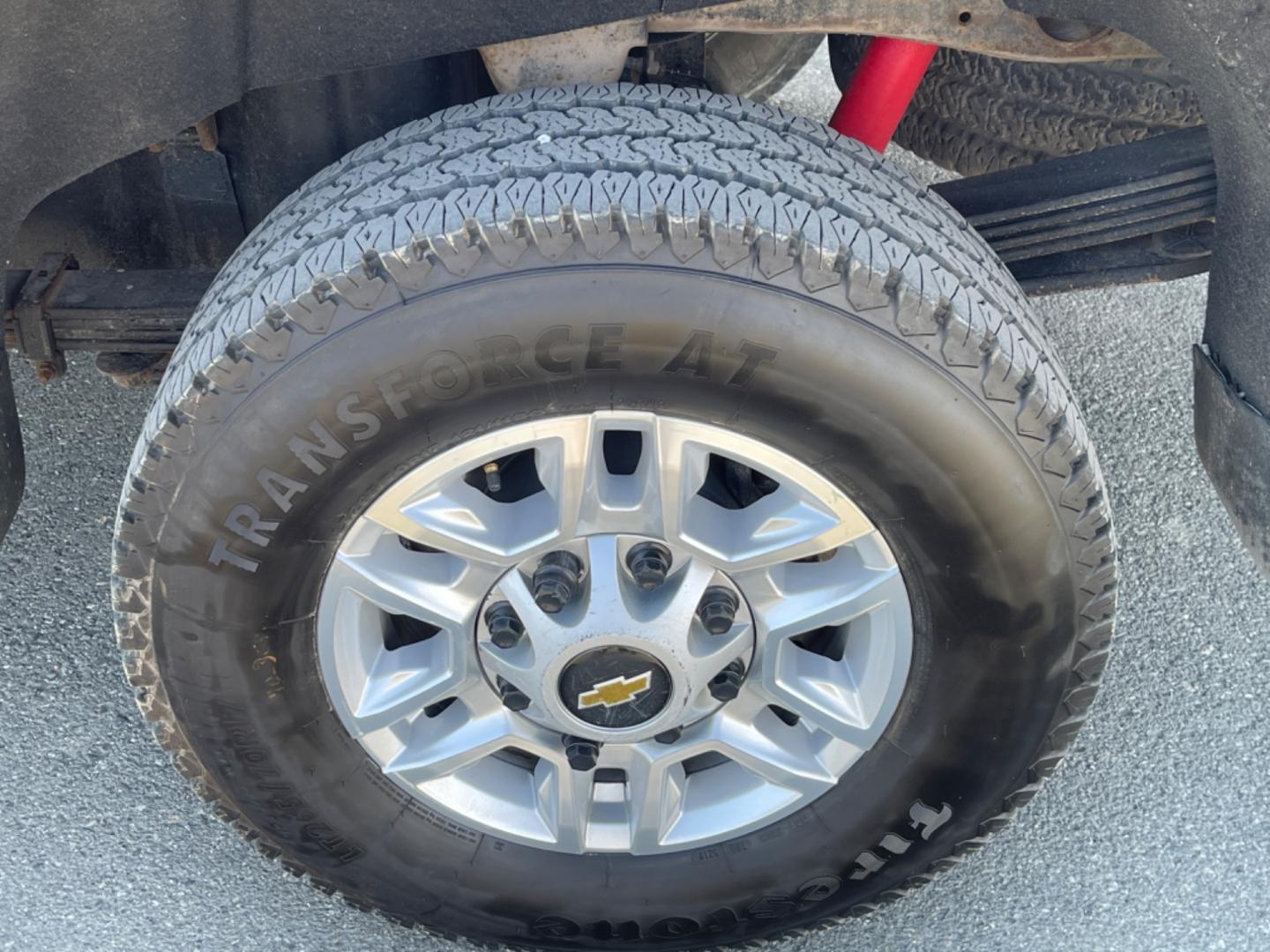 2022 WHITE CHEVROLET SILVERADO 2500H LT (2GC4YNE76N1) with an 6.6L engine, Automatic transmission, located at 1960 Industrial Drive, Wasilla, 99654, (907) 274-2277, 61.573475, -149.400146 - Photo#18